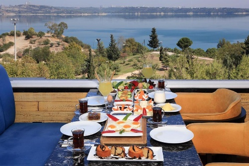 Golden Lake Hotel image 25