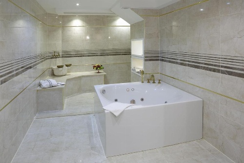 Golden Lake Hotel image 32