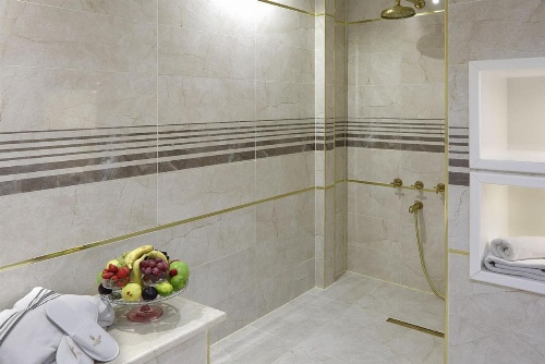 Golden Lake Hotel image 33