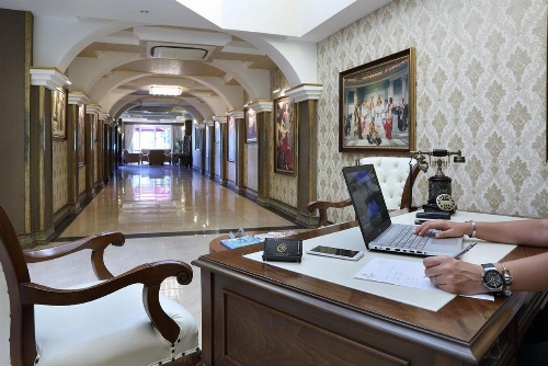 Golden Lake Hotel image 40