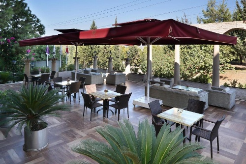 Golden Lake Hotel image 42