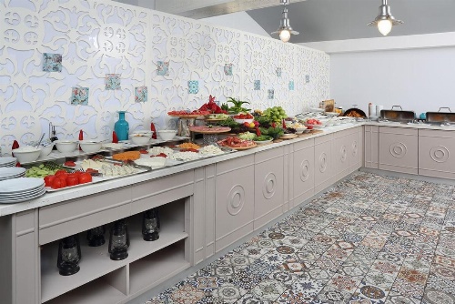 Golden Lake Hotel image 7